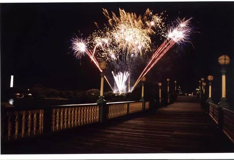 هتل Edendale House