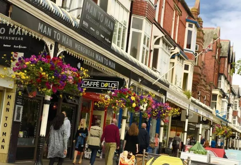 هتل Edendale House