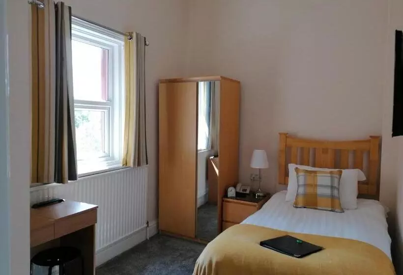 هتل Edendale House