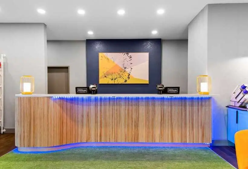 ホテル Spark By Hilton Wichita Falls