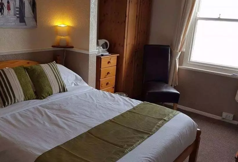 Отель Kimberley Seafront