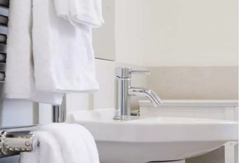 ホテル The King S Head