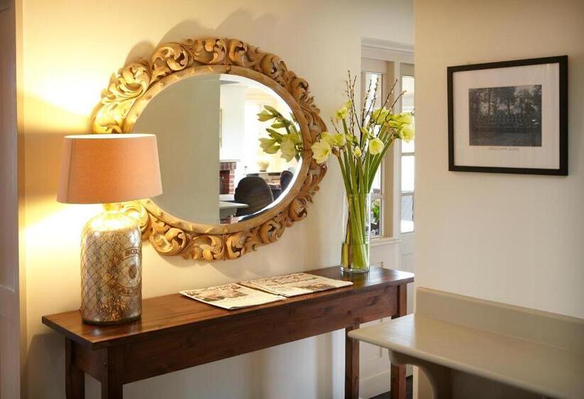 فندق The King S Head