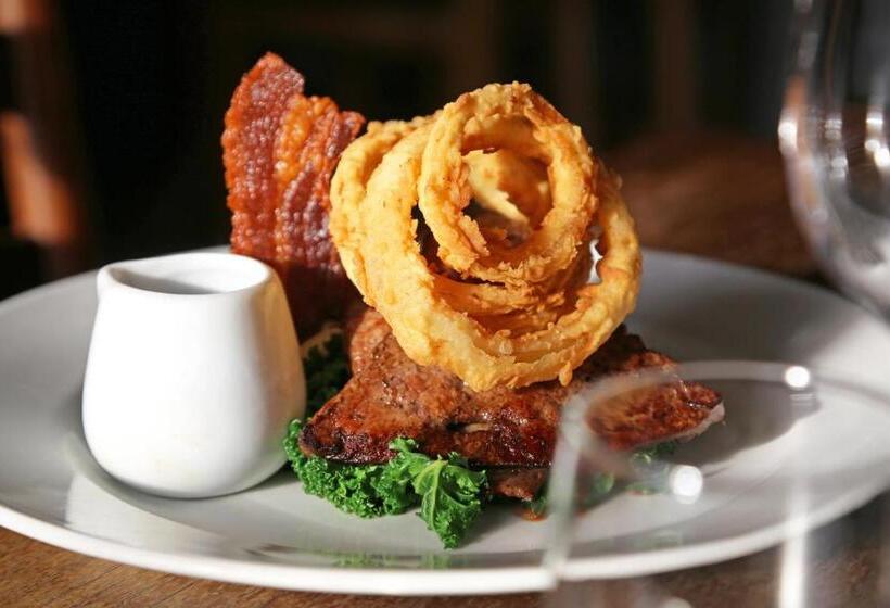 فندق The King S Head