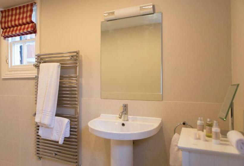 فندق The King S Head