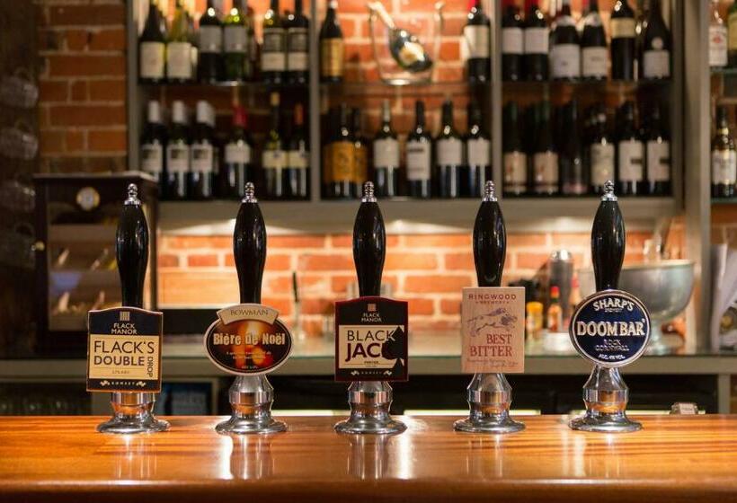 فندق The King S Head