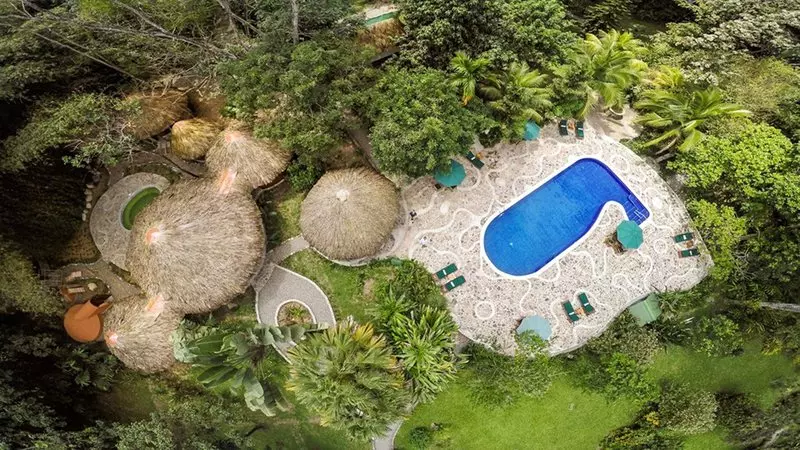 هتل The Lodge At Pico Bonito