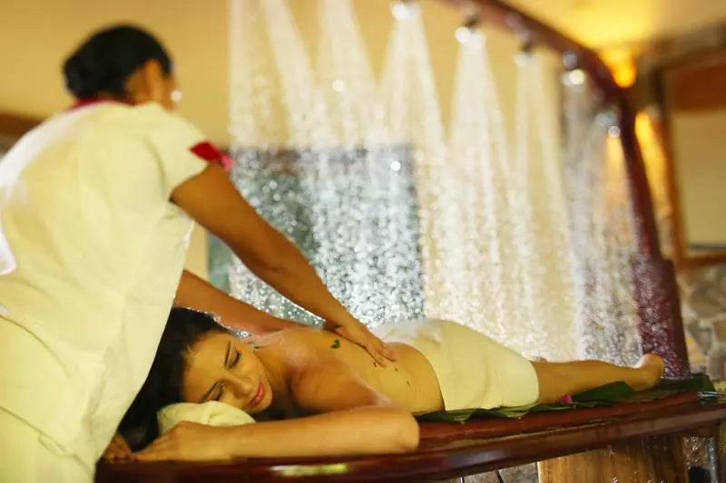 هتل The Lodge At Pico Bonito