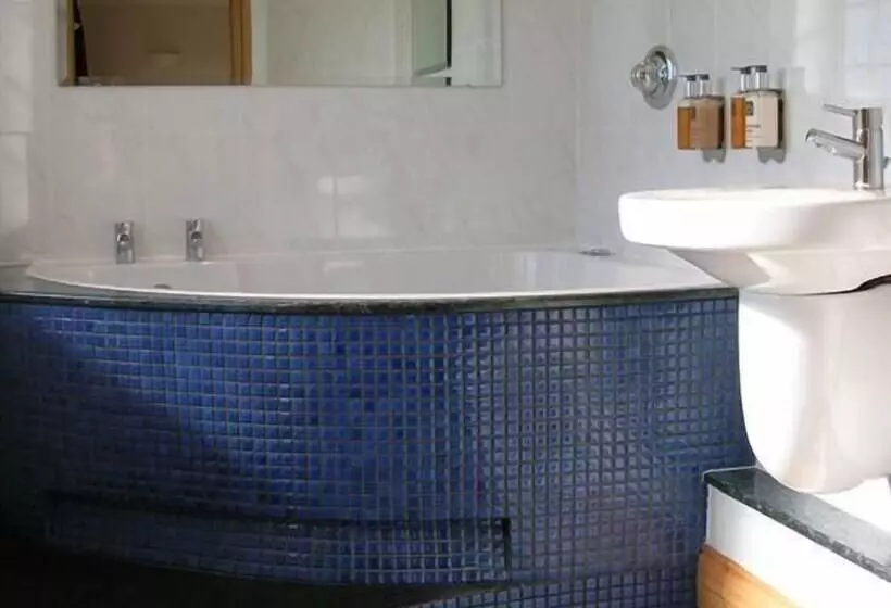 בית מלון כפרי The Mooring Post