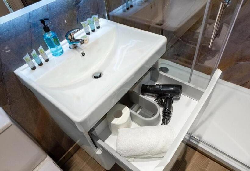 בית מלון כפרי Whyte Harte