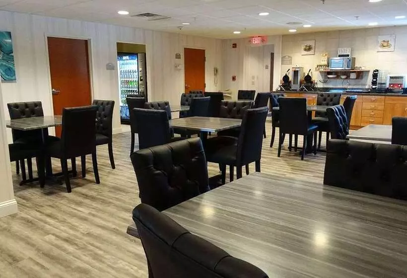 York Microtel Inn & Suites By Wyndham
