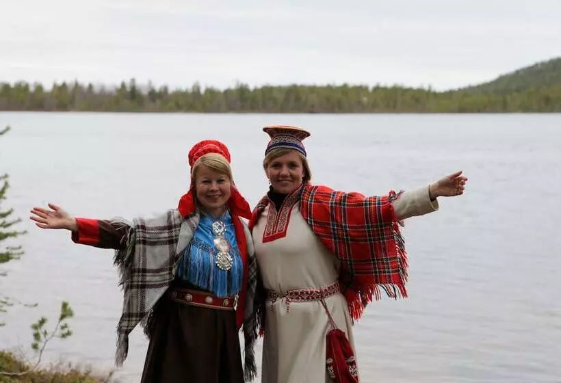 Wilderness Hotel Nellim & Igloos