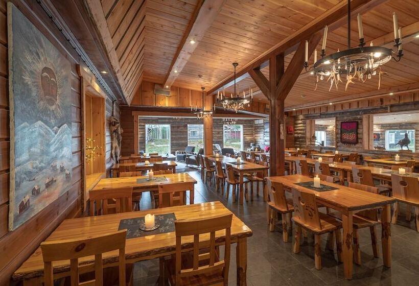 Wilderness Hotel Nellim & Igloos