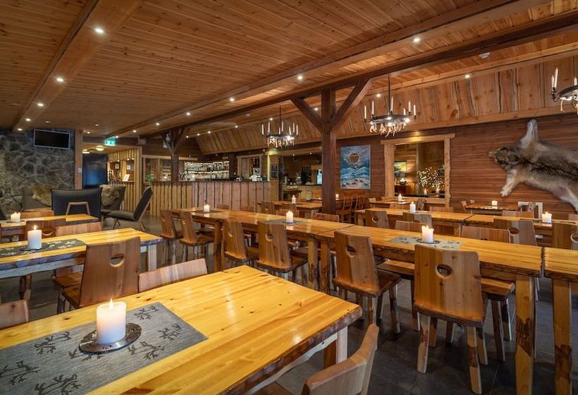 Wilderness Hotel Nellim & Igloos