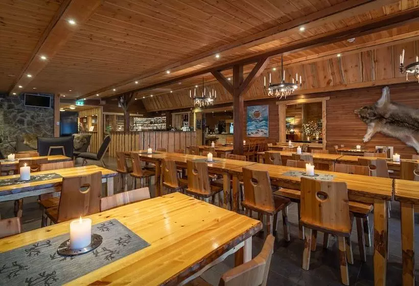 Wilderness Hotel Nellim & Igloos