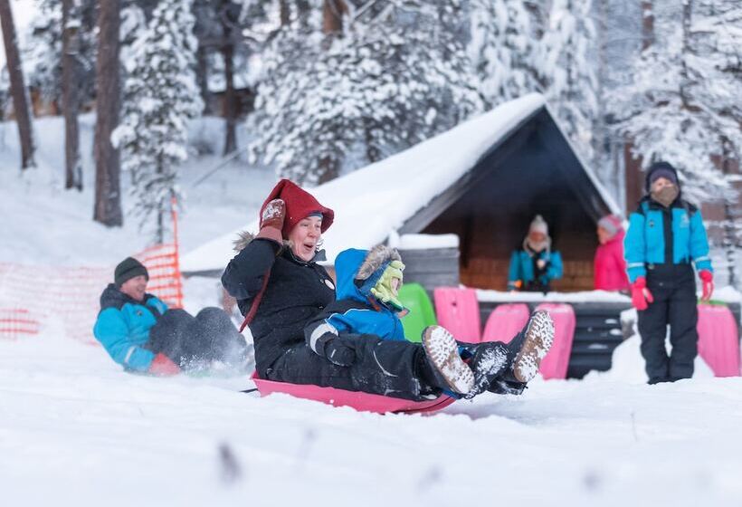 Wilderness Hotel Nellim & Igloos