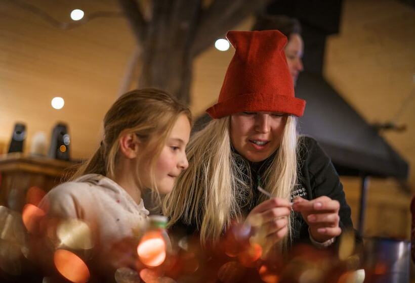 Wilderness Hotel Nellim & Igloos