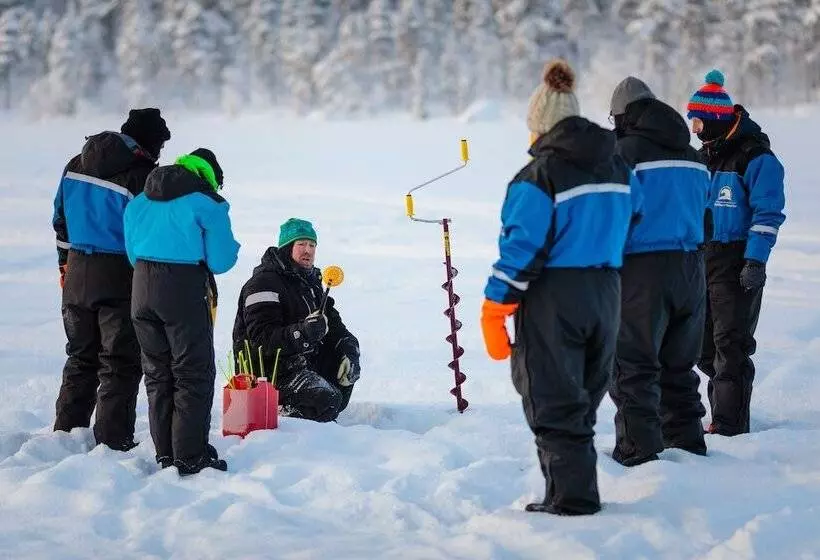 Wilderness Hotel Nellim & Igloos