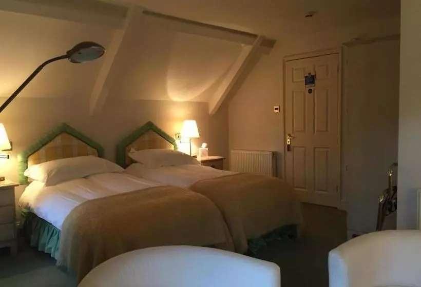 تختخواب و صبحانه Church House