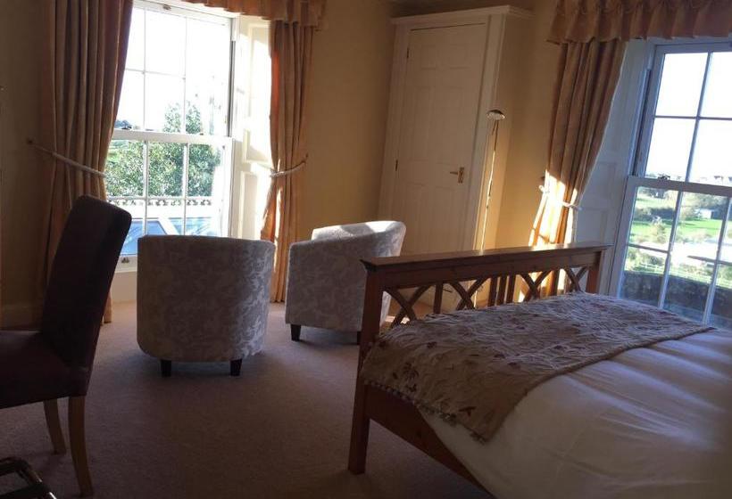 مبيت وإفطار Church House