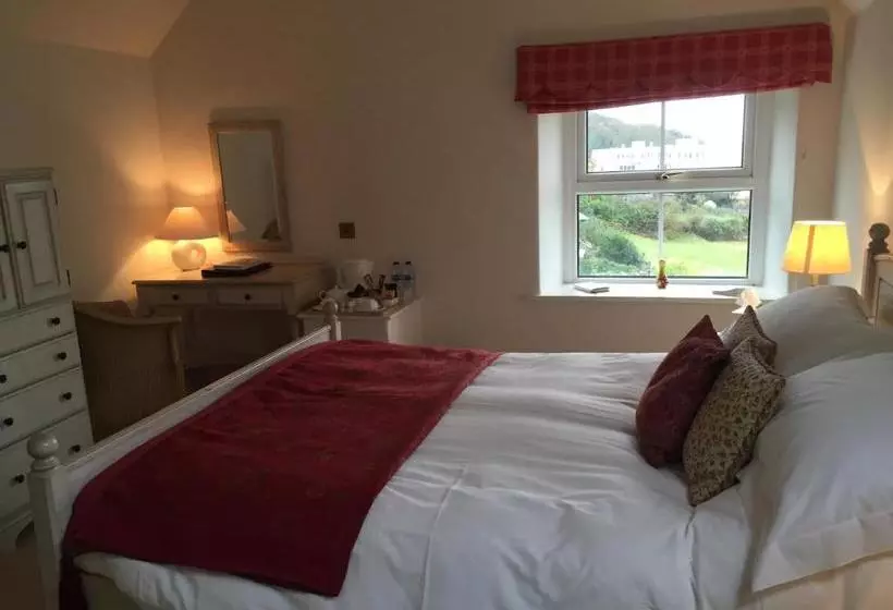 تختخواب و صبحانه Church House