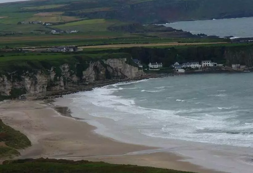 Causeway Tavern Bed & Breakfast