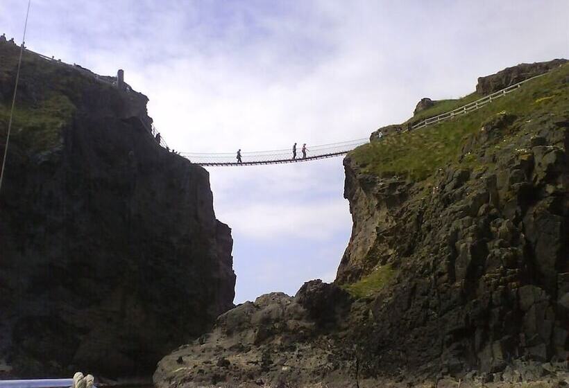 Causeway Tavern Bed & Breakfast