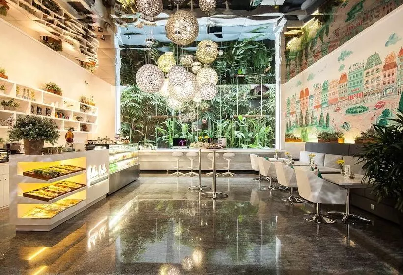 Fm7 Resort Hotel Jakarta Airport