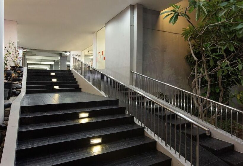 Amaris Hotel Pemuda Semarang