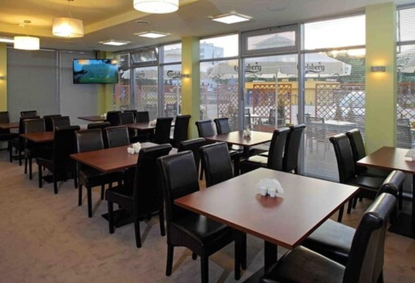 בית מלון כפרי Arena Expo