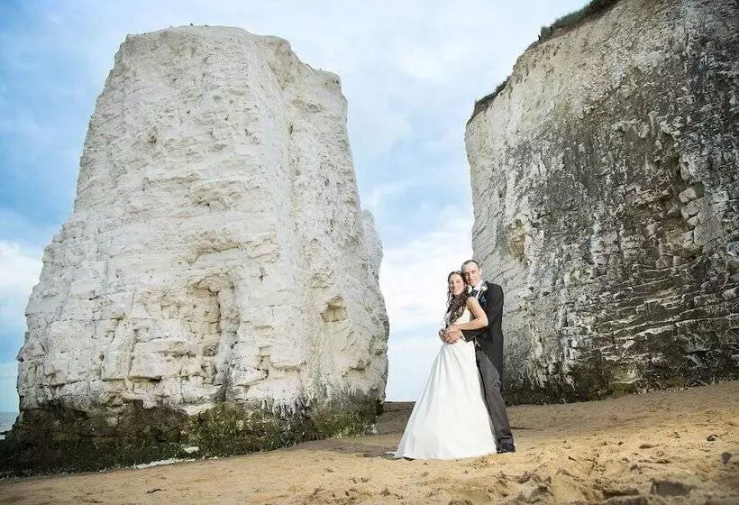 Отель Botany Bay