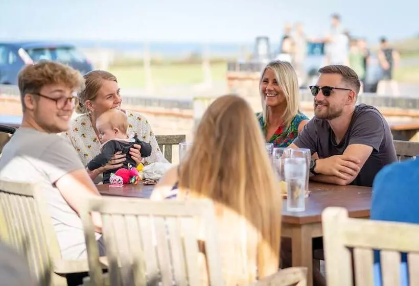 Отель Botany Bay