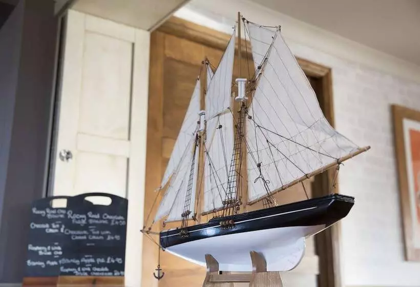 Отель Botany Bay