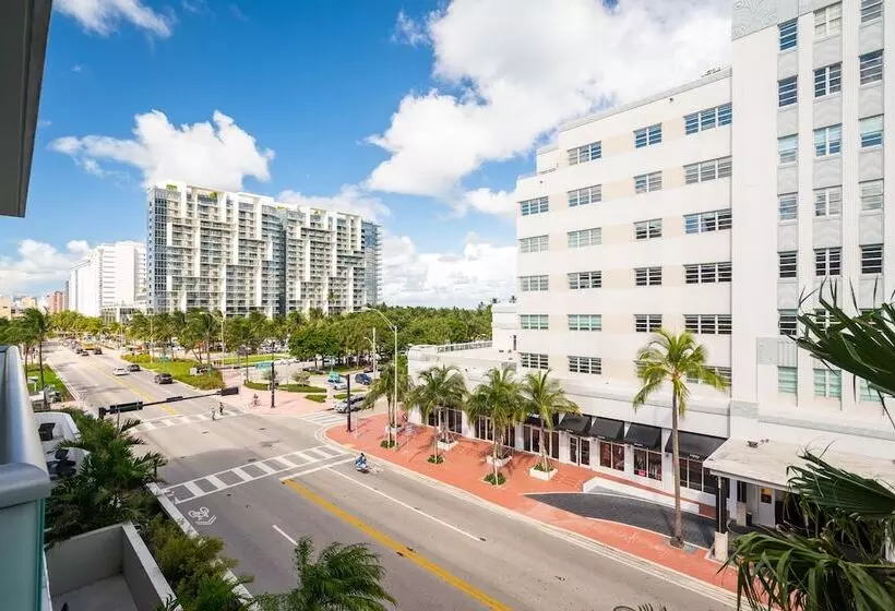 Отель Boulan South Beach