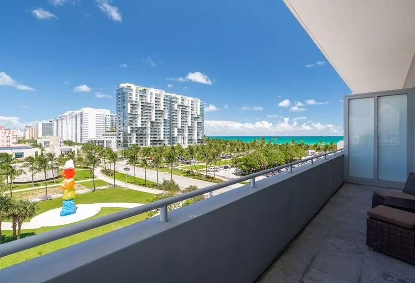Отель Boulan South Beach