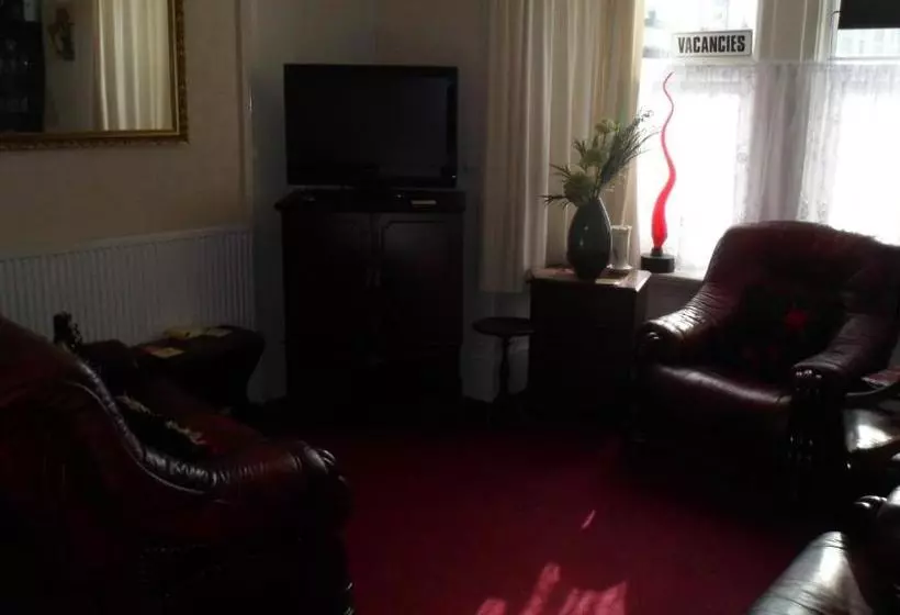 Hotelli Brentwood House