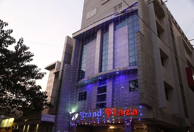 فندق Capital O Grand Plaza