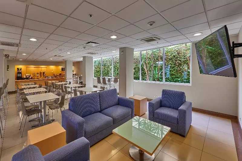 호텔 City Express By Marriott San Luis Potosi Zona Universitaria