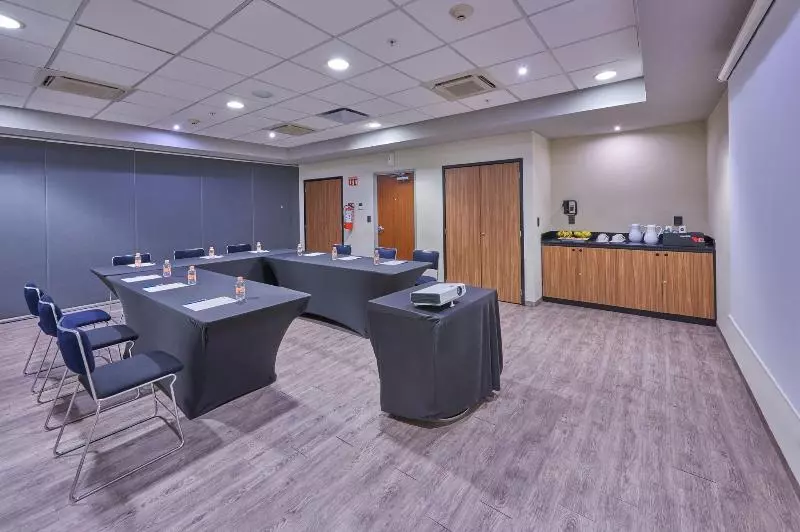 호텔 City Express By Marriott San Luis Potosi Zona Universitaria