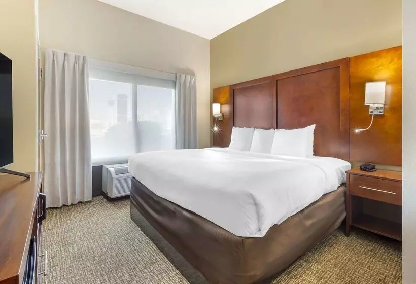 酒店 Comfort Suites Wilson I 95