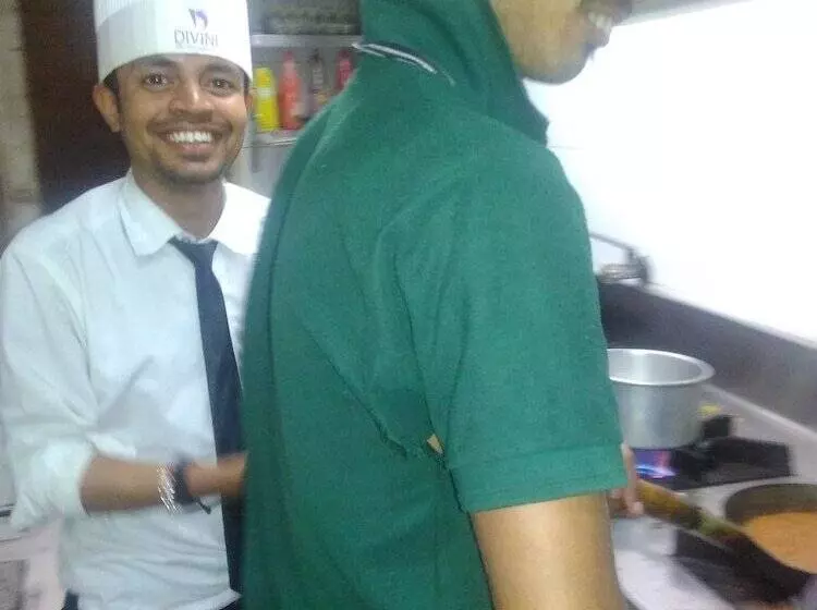 호텔 Divine The Boutique