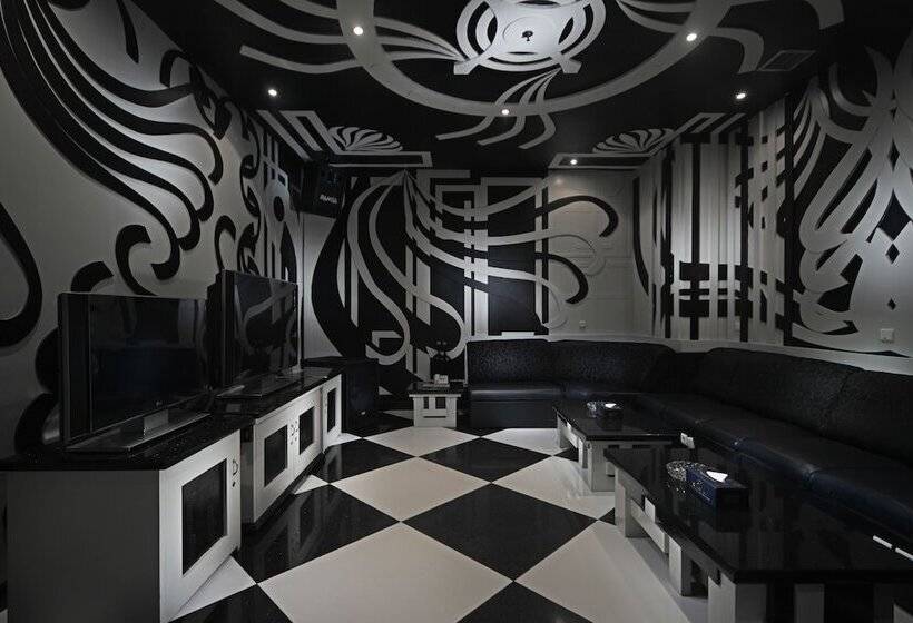 Fm7 Resort Hotel Jakarta Airport