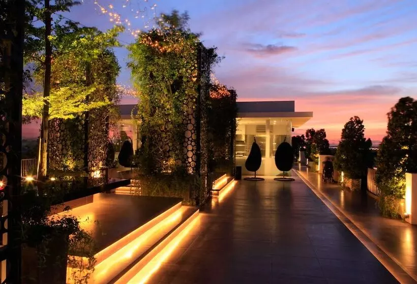 Fm7 Resort Hotel Jakarta Airport