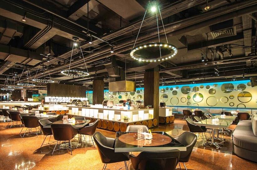 Fm7 Resort Hotel Jakarta Airport