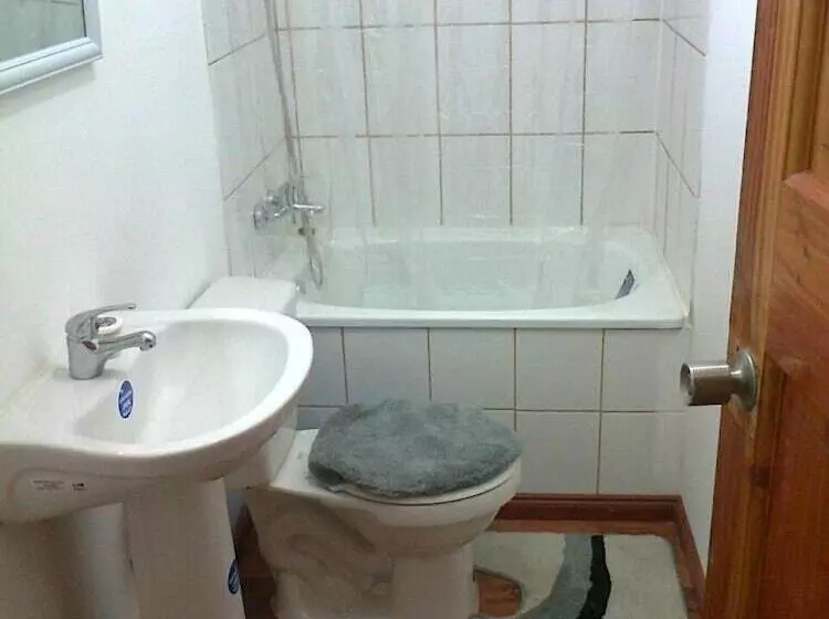 هتل Hostal Casablanca