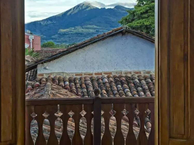 هتل Mansión De Chocolate