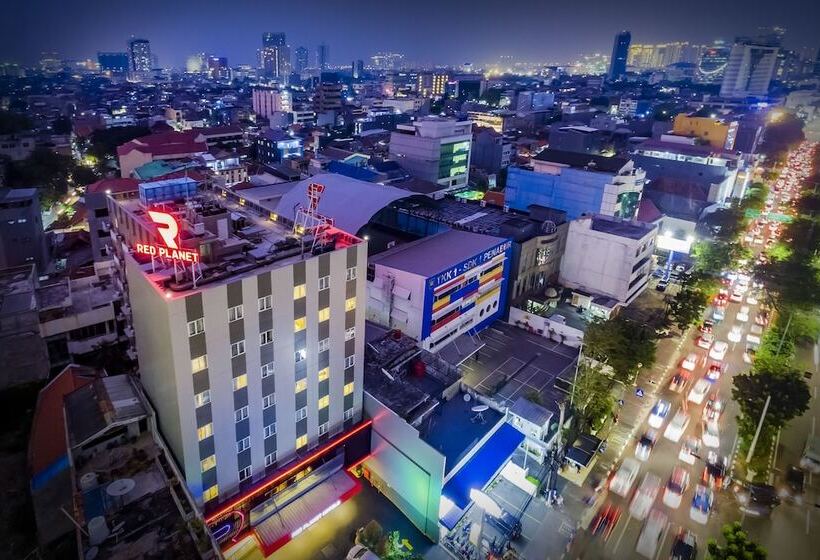 فندق Red Planet Jakarta Pasar Baru