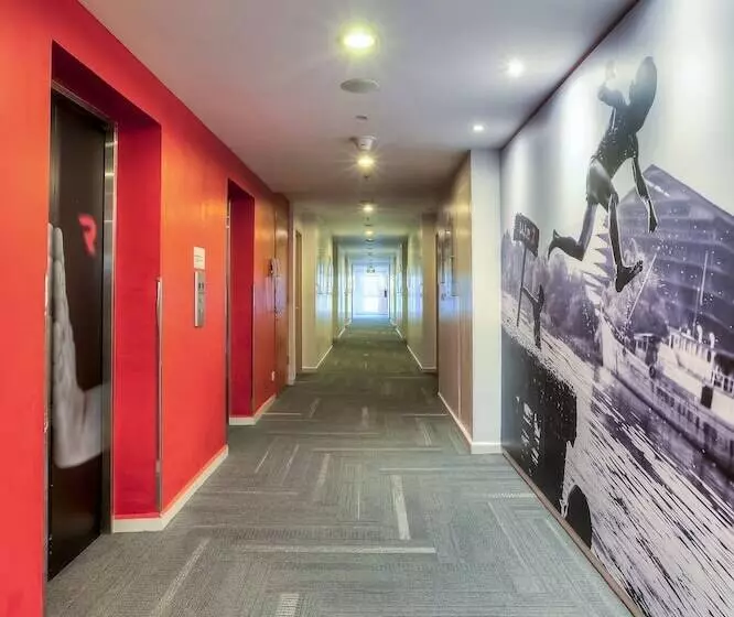 Hotel Red Planet Jakarta Pasar Baru