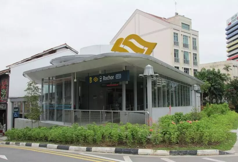 Sandpiper Hotel Singapore