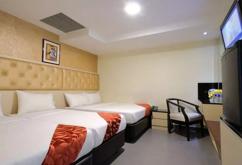 Sandpiper Hotel Singapore